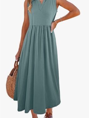 Sleeveless V-Neck Maxi Dress in Teal